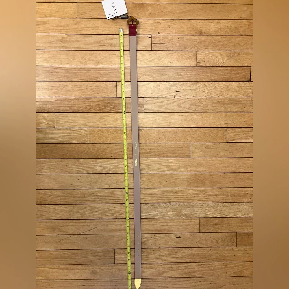 New La Via Gold and Red Luxury Leather Belt